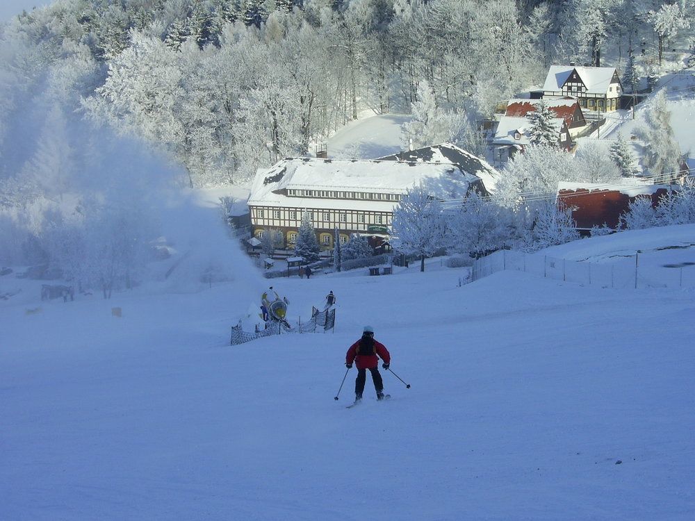 Wanderhotel Sonnebergbaude 瓦尔特尔斯多夫 外观 照片